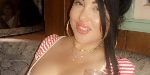 Meral live escort and happy ending massage